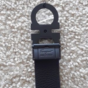 BRAND NEW FERRAGAMO BELT!!! Never worn before.
